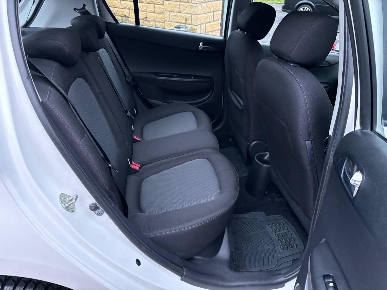 Used Hyundai i20 for sale - 77970741: Photo 26