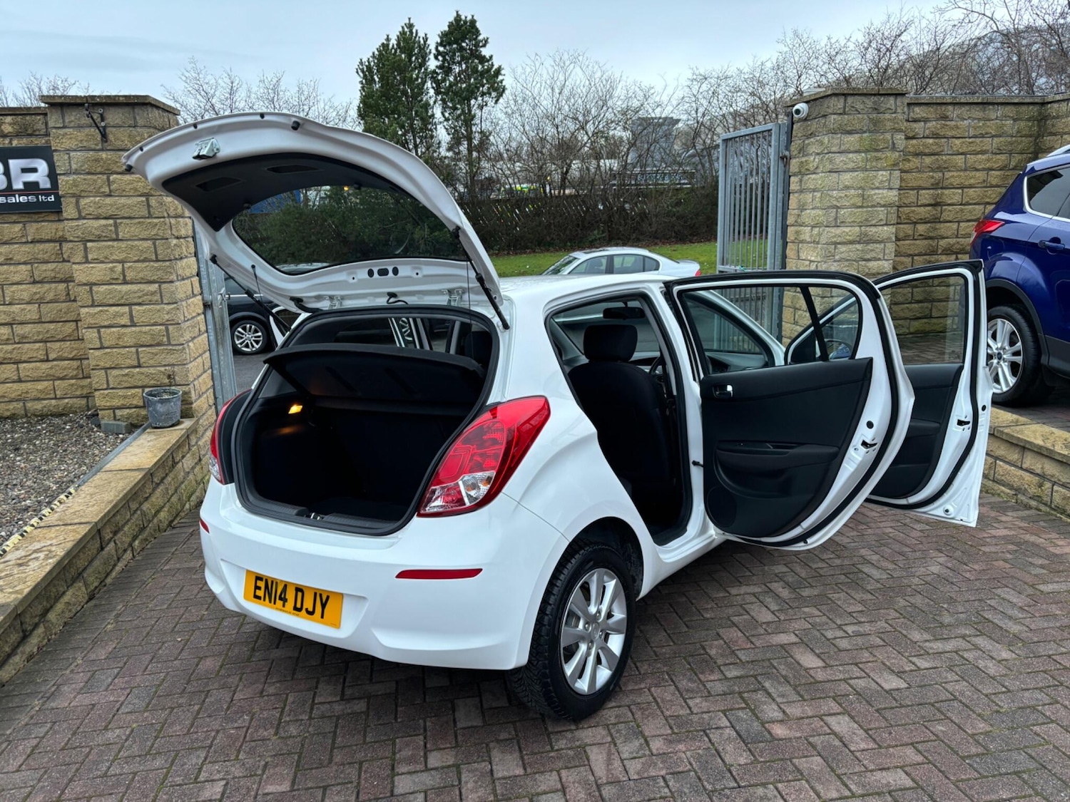 Used Hyundai i20 for sale - 77970741: Photo 63