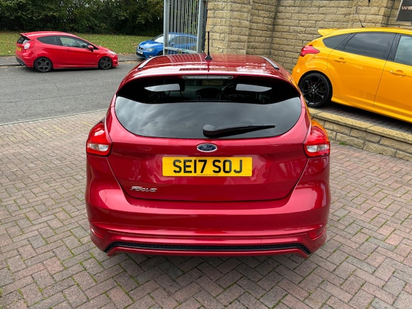 Used Ford Focus 2017 for sale - 76175258: Photo 10