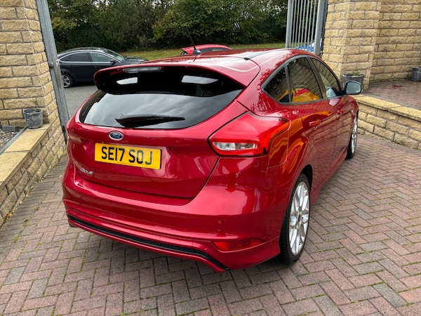 Used Ford Focus 2017 for sale - 76175258: Photo 11