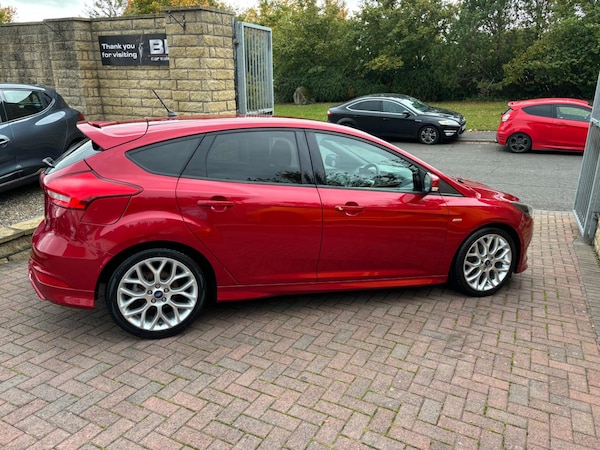 Used Ford Focus 2017 for sale - 76175258: Photo 13