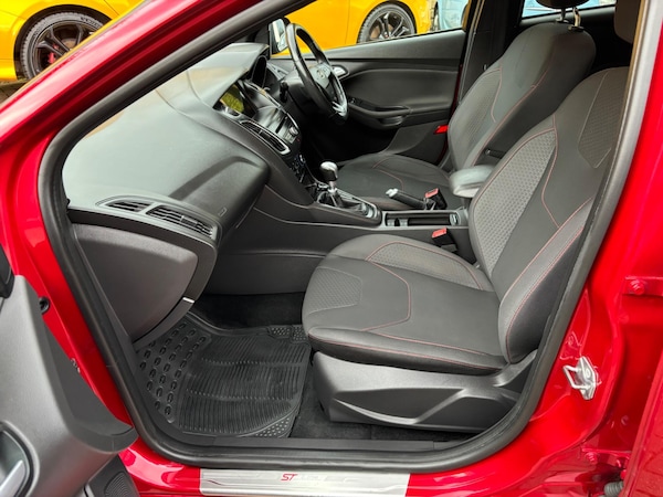 Used Ford Focus 2017 for sale - 76175258: Photo 28