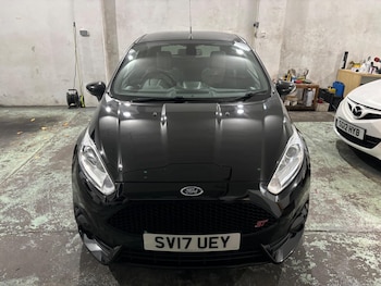Used Ford Fiesta 2017 for sale - 76174998: Photo 2