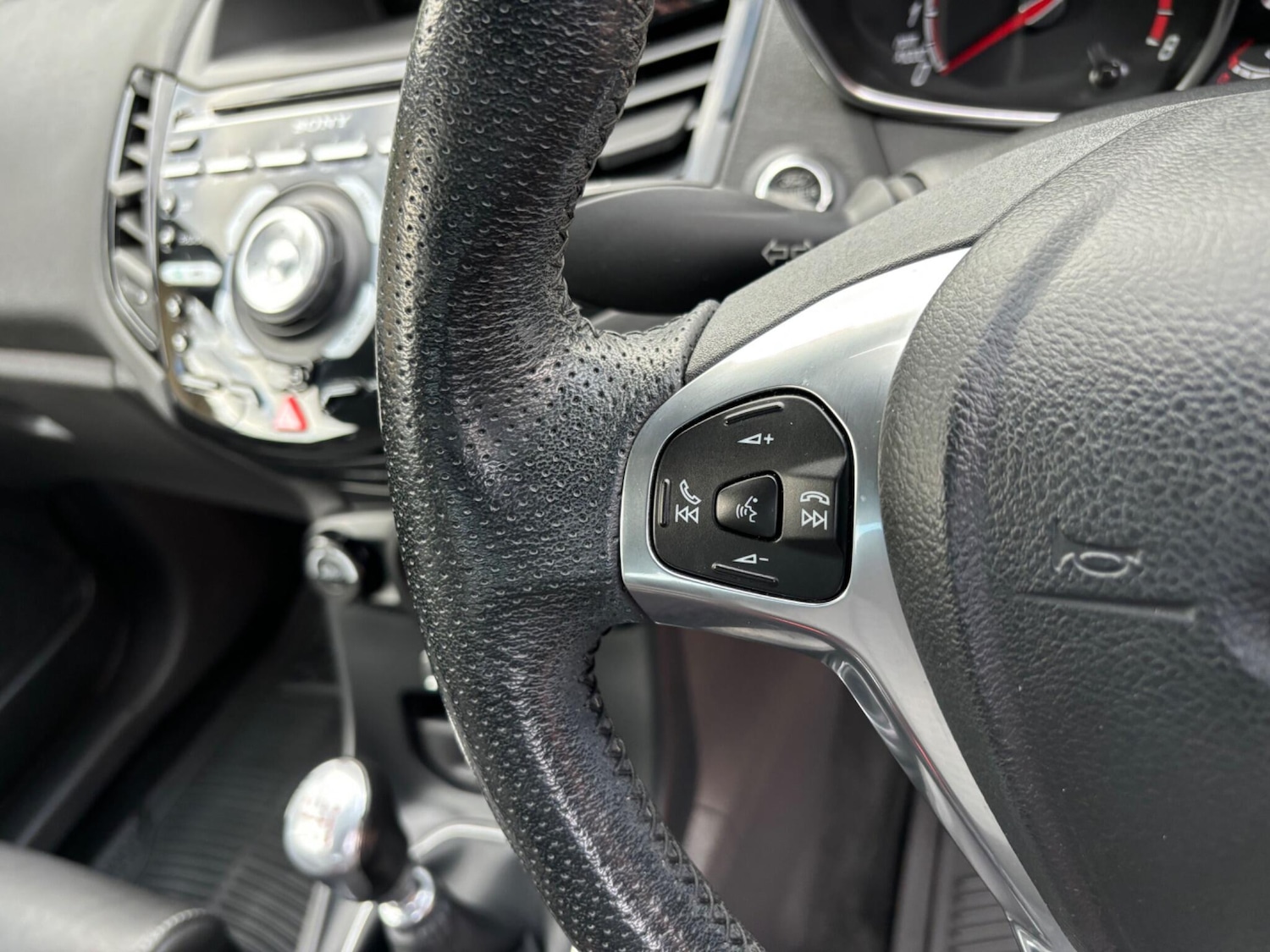 Used Ford Fiesta 2017 for sale - 76174998: Photo 37