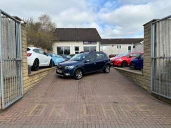 Used Dacia Sandero Stepway 2017 for sale - 74201016: Photo