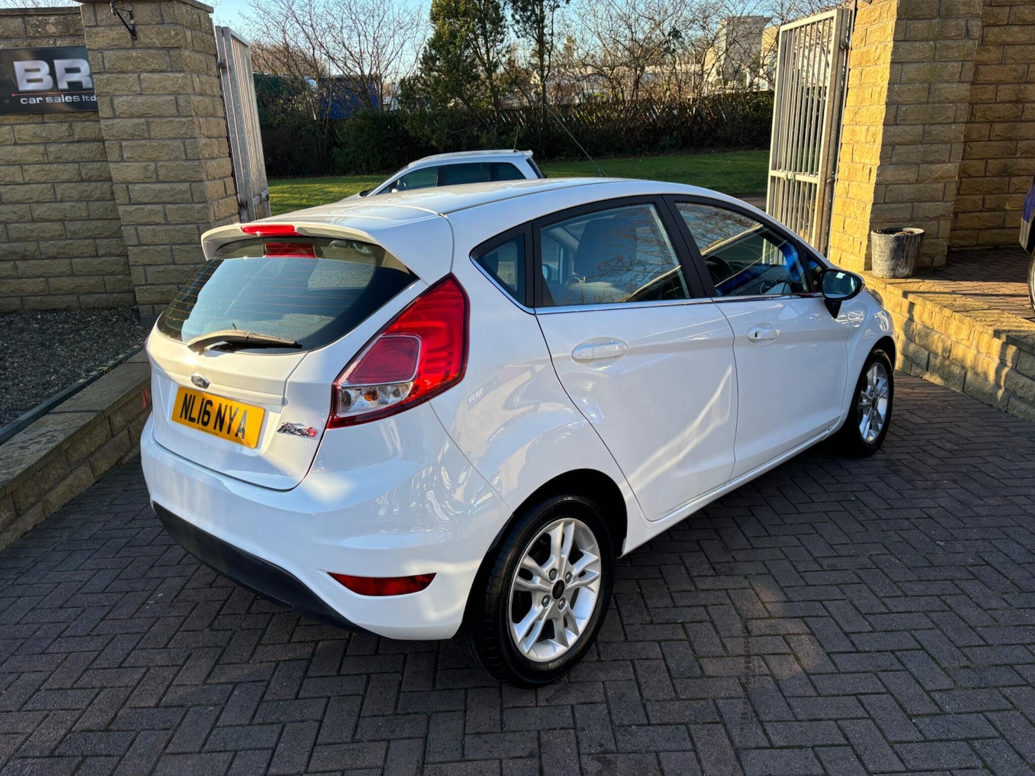 Used Ford Fiesta 2016 for sale - 76850057: Photo 12