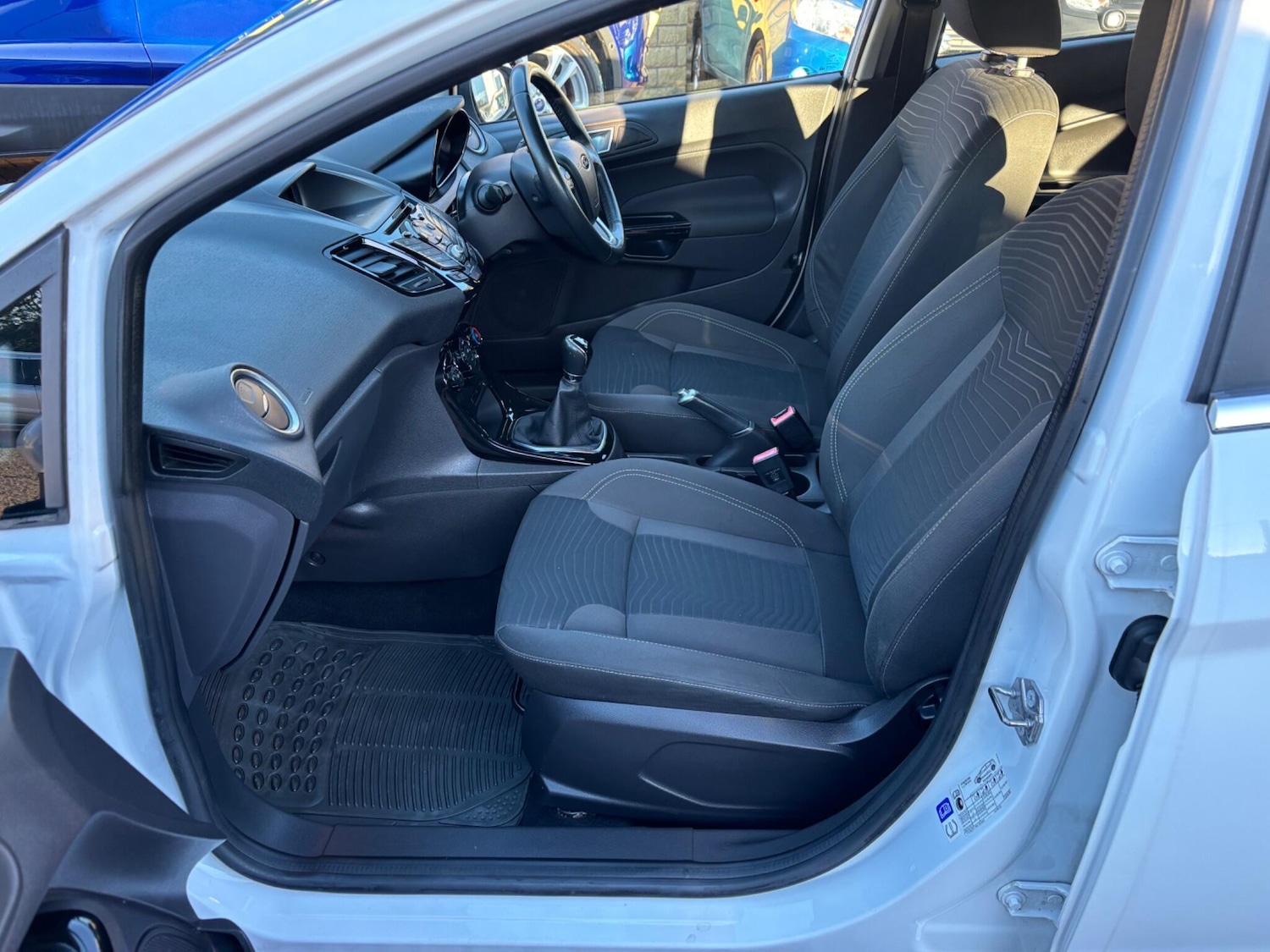 Used Ford Fiesta 2016 for sale - 76850057: Photo 28