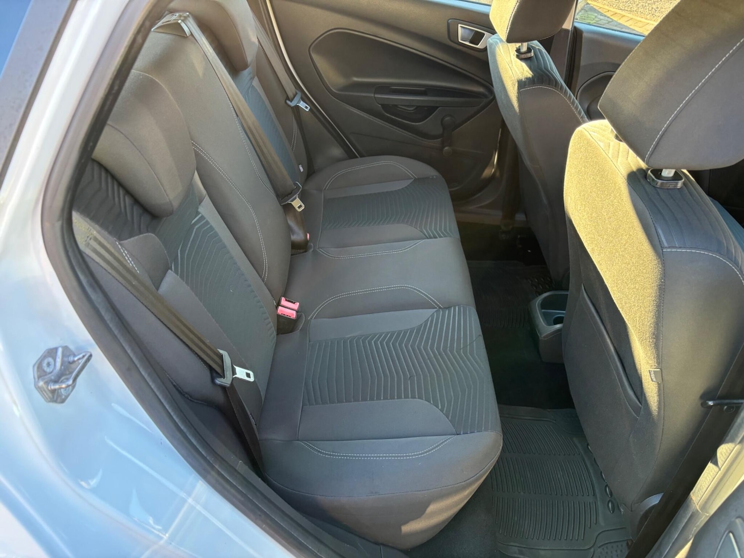 Used Ford Fiesta 2016 for sale - 76850057: Photo 31