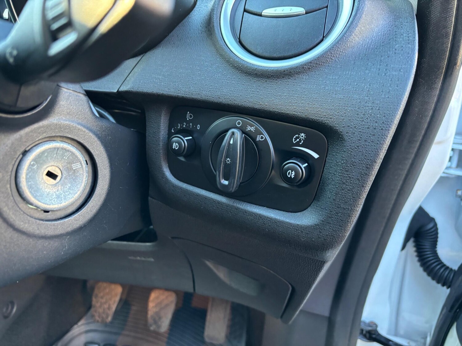 Used Ford Fiesta 2016 for sale - 76850057: Photo 41