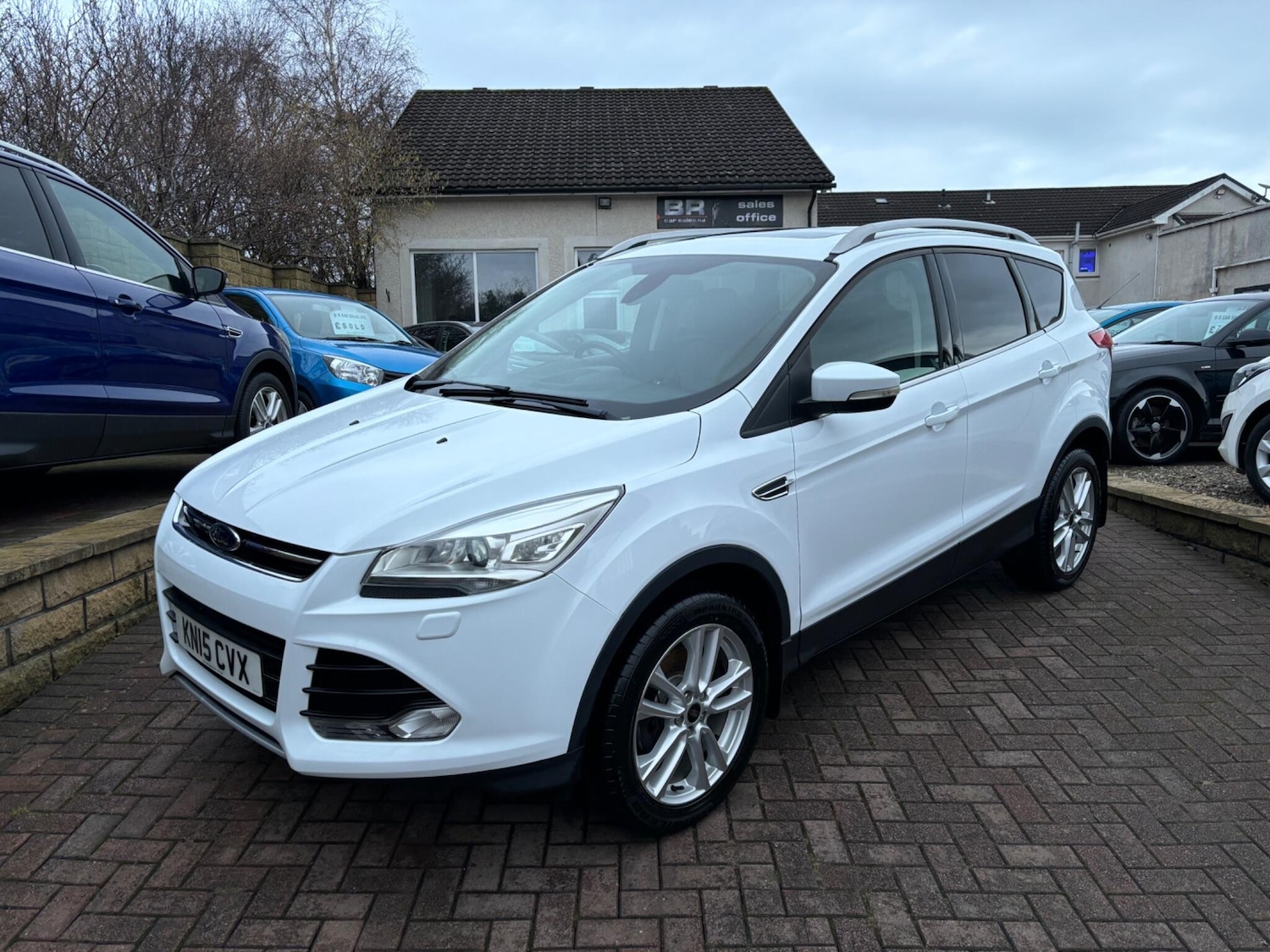 Used Ford Kuga 2015 for sale - 77597606: Photo 1