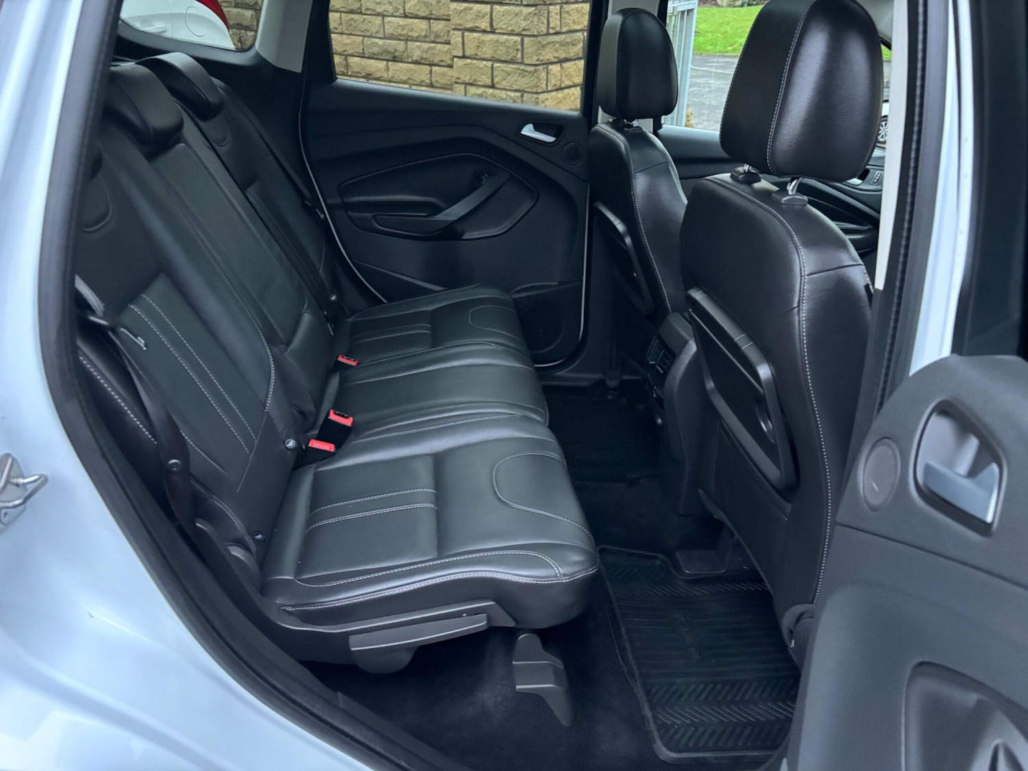 Used Ford Kuga 2015 for sale - 77597606: Photo 29