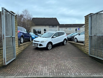 Used Ford Kuga 2015 for sale - 77597606: Photo