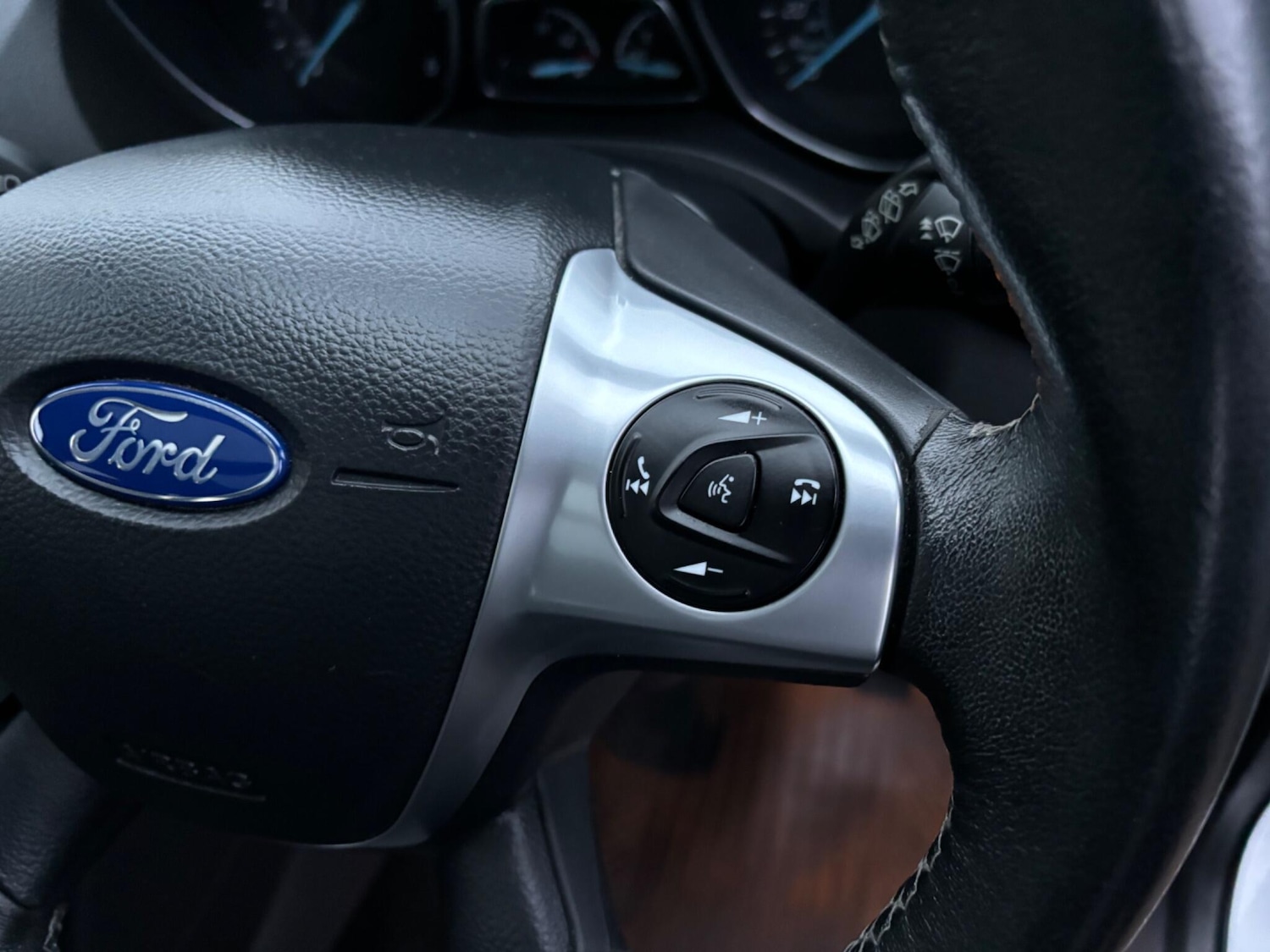 Used Ford Kuga 2015 for sale - 77597606: Photo 42