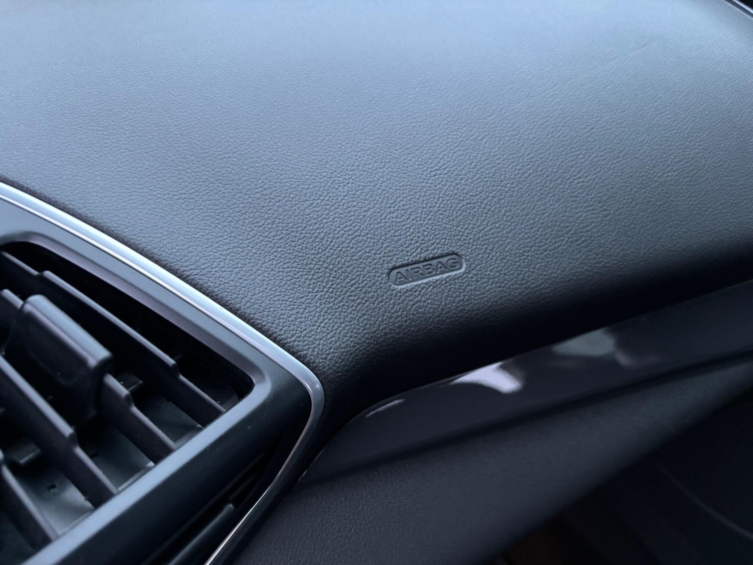 Used Ford Kuga 2015 for sale - 77597606: Photo 64