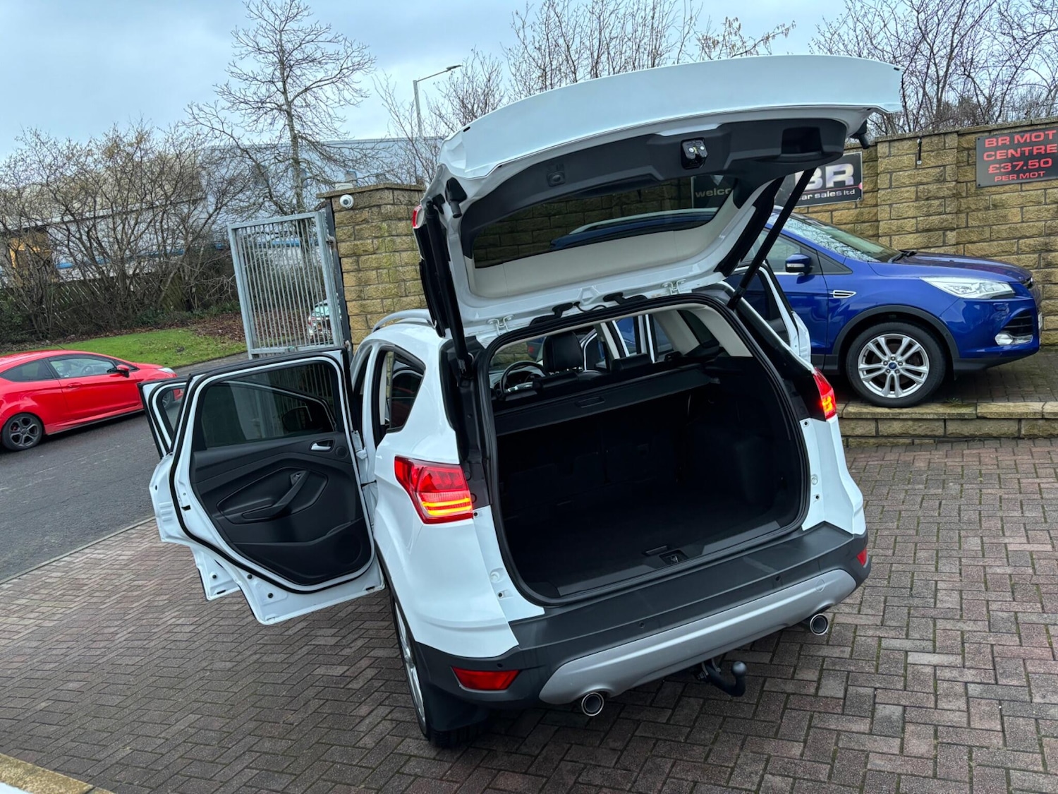 Used Ford Kuga 2015 for sale - 77597606: Photo 75