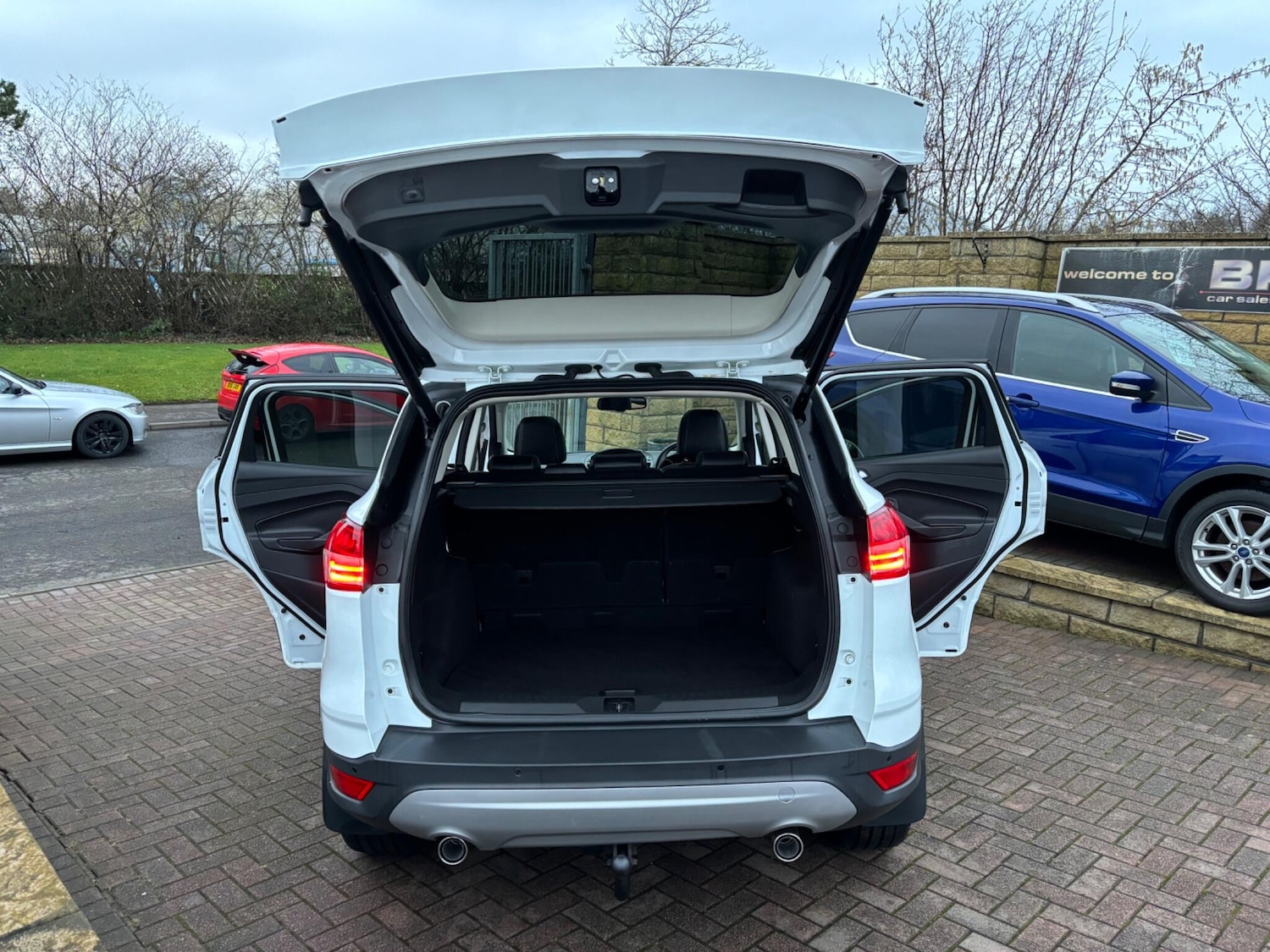 Used Ford Kuga 2015 for sale - 77597606: Photo 76