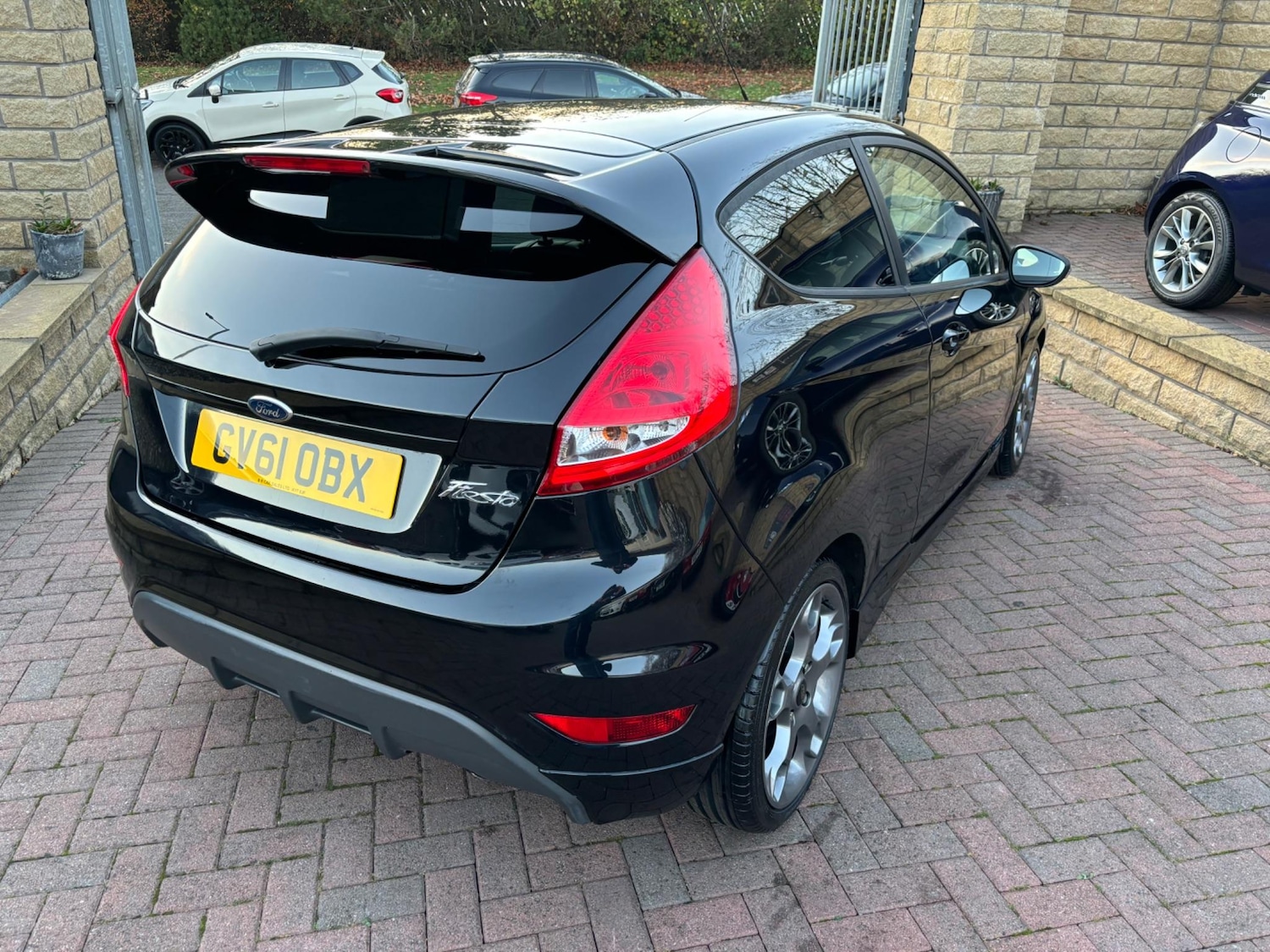 Used Ford Fiesta 2011 for sale - 76408856: Photo 10