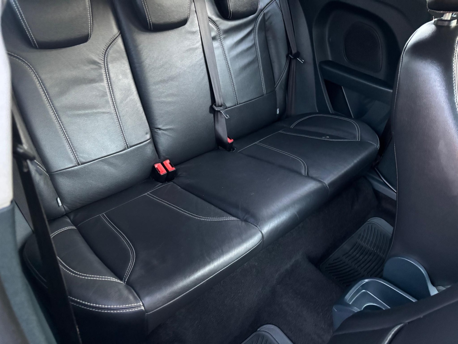 Used Ford Fiesta 2011 for sale - 76408856: Photo 34