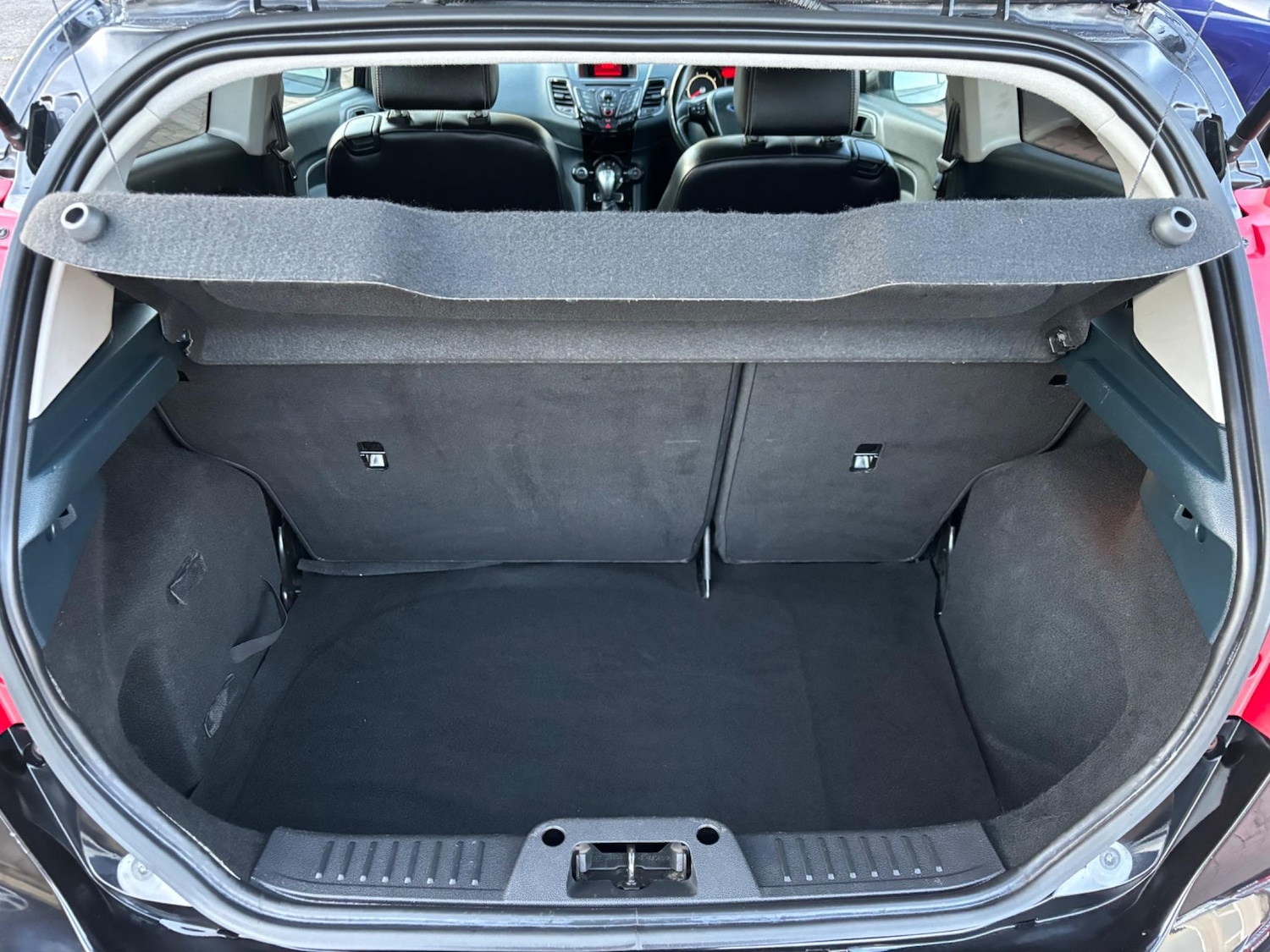 Used Ford Fiesta 2011 for sale - 76408856: Photo 35