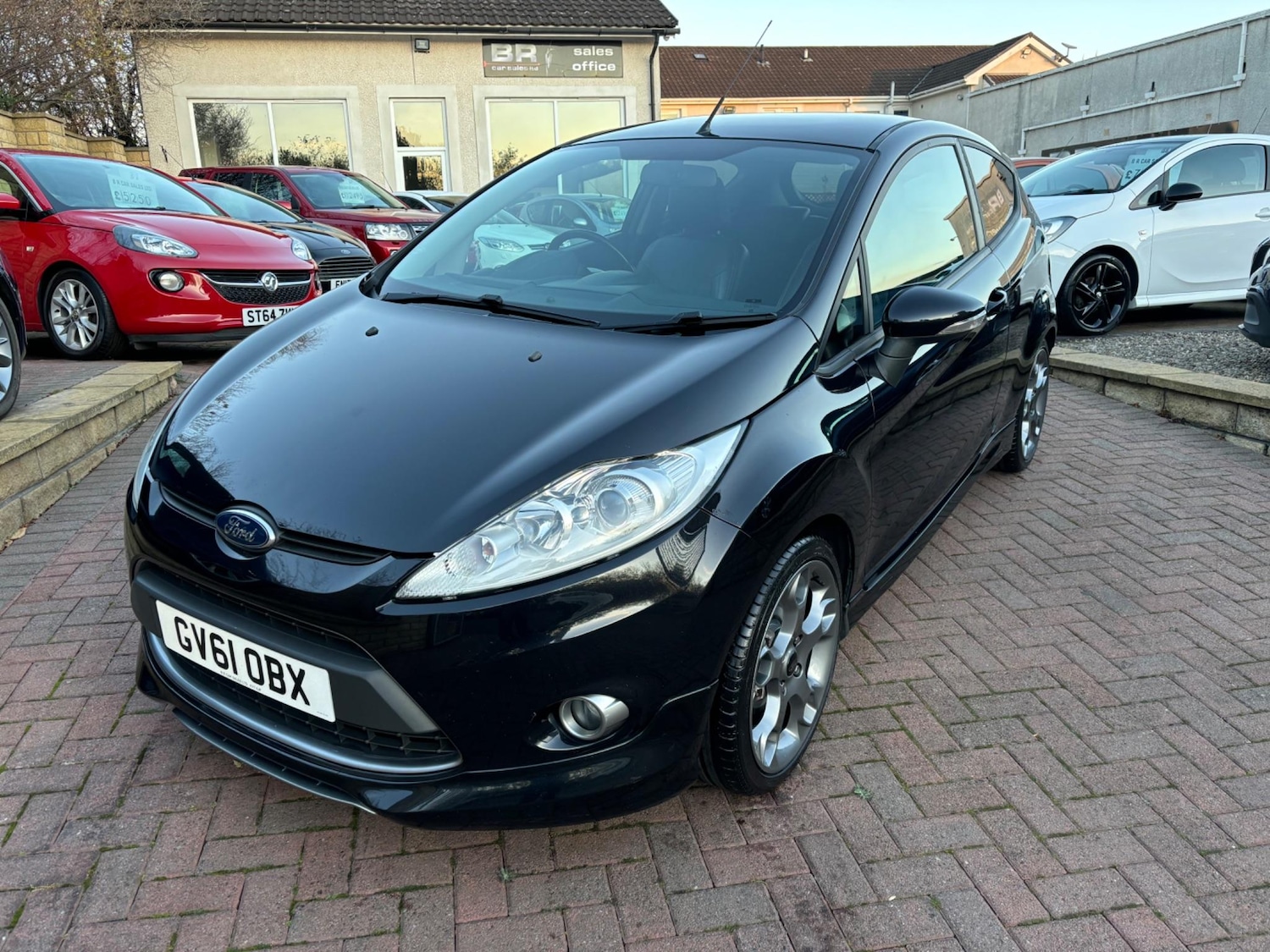 Used Ford Fiesta 2011 for sale - 76408856: Photo 4