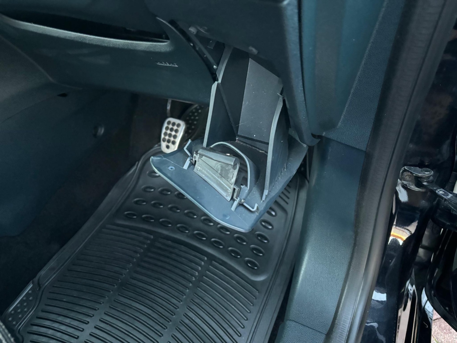 Used Ford Fiesta 2011 for sale - 76408856: Photo 51