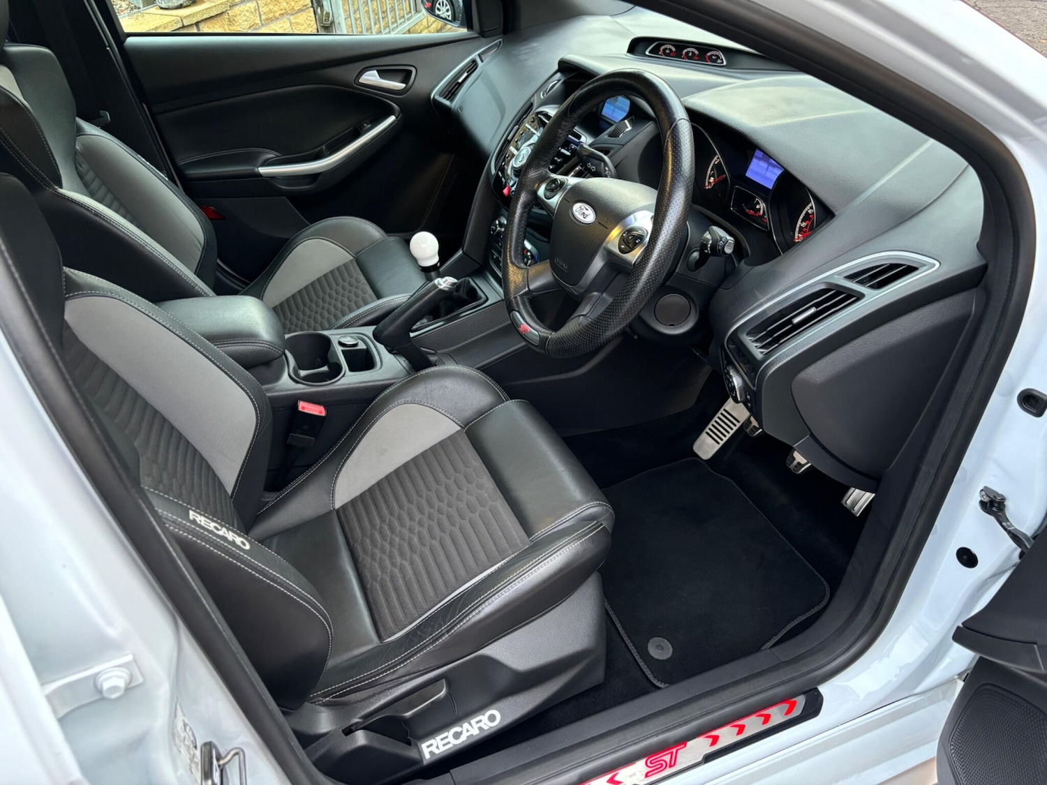 Used Ford Focus 2013 for sale - 76317736: Photo 28