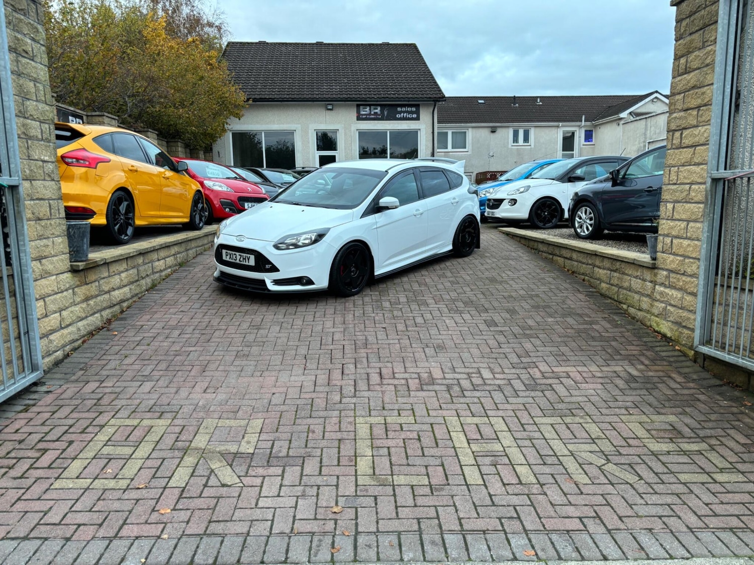 Used Ford Focus 2013 for sale - 76317736: Photo 3