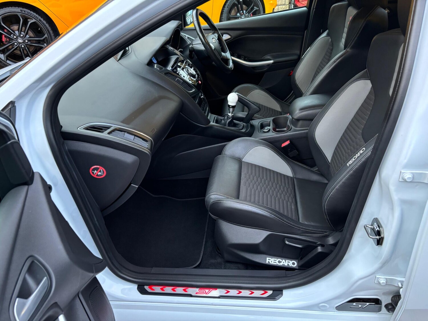 Used Ford Focus 2013 for sale - 76317736: Photo 33