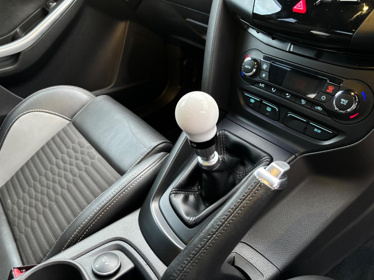 Used Ford Focus 2013 for sale - 76317736: Photo 46