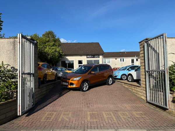 Used Ford Kuga 2015 for sale - 74788146: Photo 3