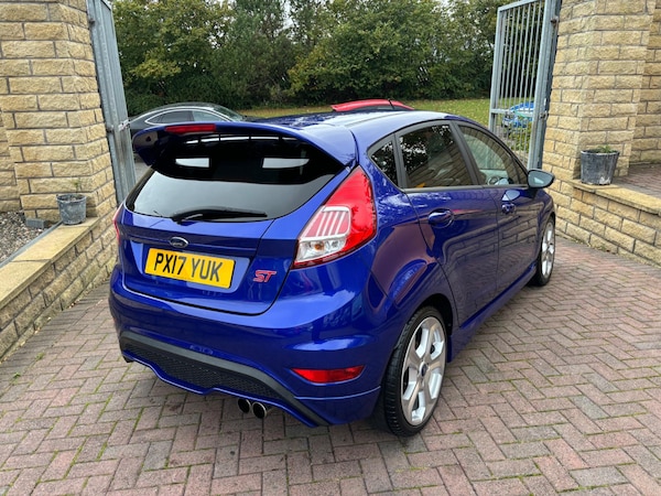 Used Ford Fiesta 2017 for sale - 76137801: Photo 12