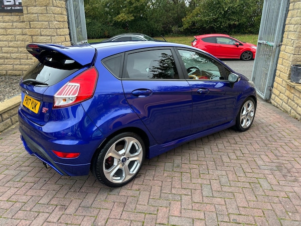 Used Ford Fiesta 2017 for sale - 76137801: Photo 13