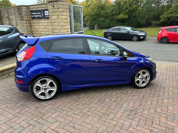 Used Ford Fiesta 2017 for sale - 76137801: Photo 14
