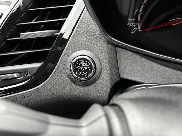 Used Ford Fiesta 2017 for sale - 76137801: Photo 48