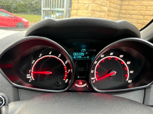 Used Ford Fiesta 2017 for sale - 76137801: Photo 53
