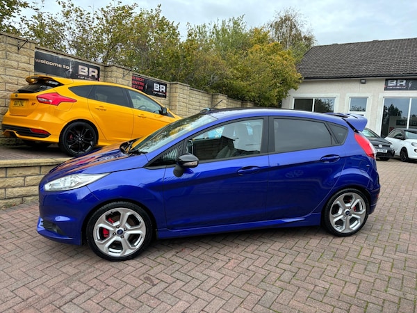 Used Ford Fiesta 2017 for sale - 76137801: Photo 5