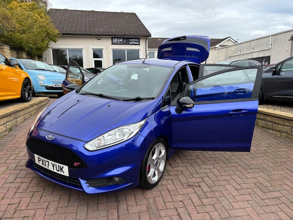 Used Ford Fiesta 2017 for sale - 76137801: Photo 66