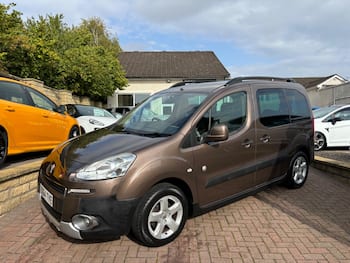Used Peugeot Partner Tepee 2014 for sale - 79766920: Photo