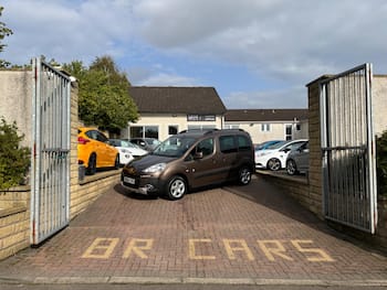 Used Peugeot Partner Tepee 2014 for sale - 79766920: Photo