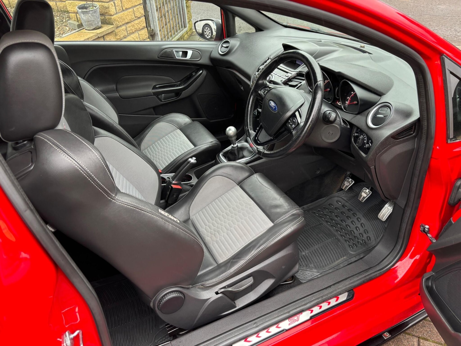 Used Ford Fiesta for sale - 77633795: Photo 23