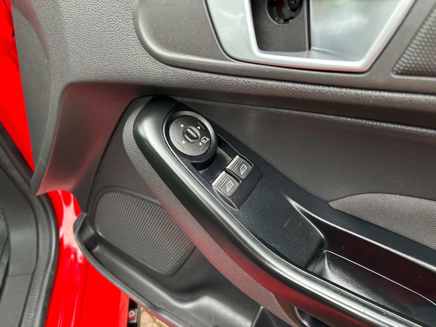 Used Ford Fiesta for sale - 77633795: Photo 38