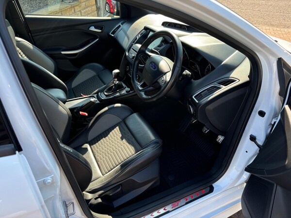 Used Ford Focus 2016 for sale - 75551803: Photo 24