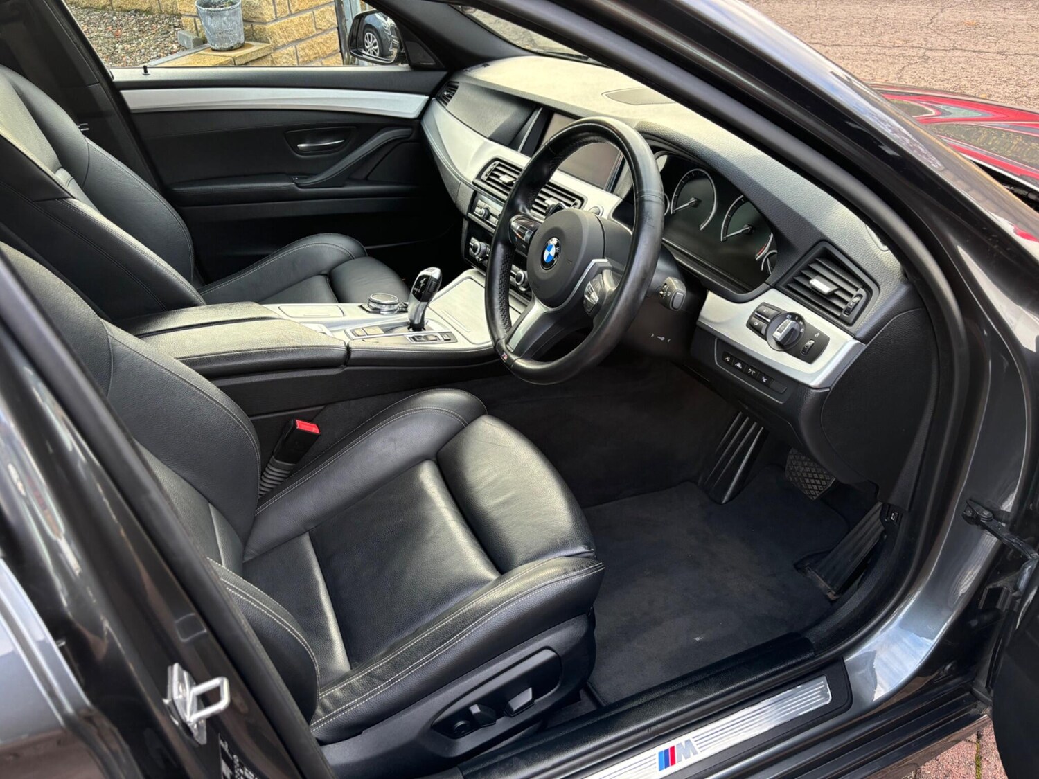 Used BMW 5 Series 2016 for sale - 76484539: Photo 25