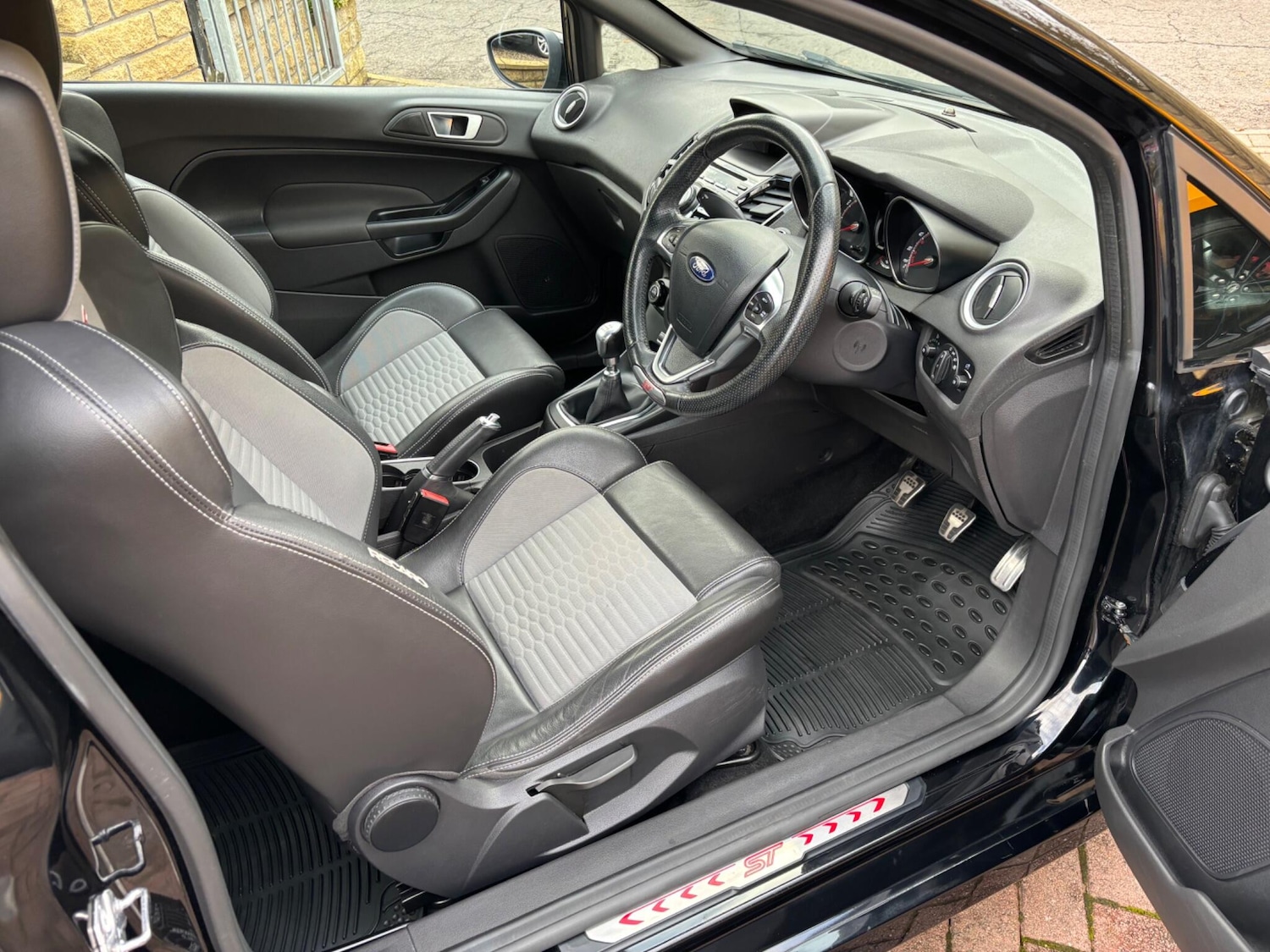 Used Ford Fiesta for sale - 76996109: Photo 23