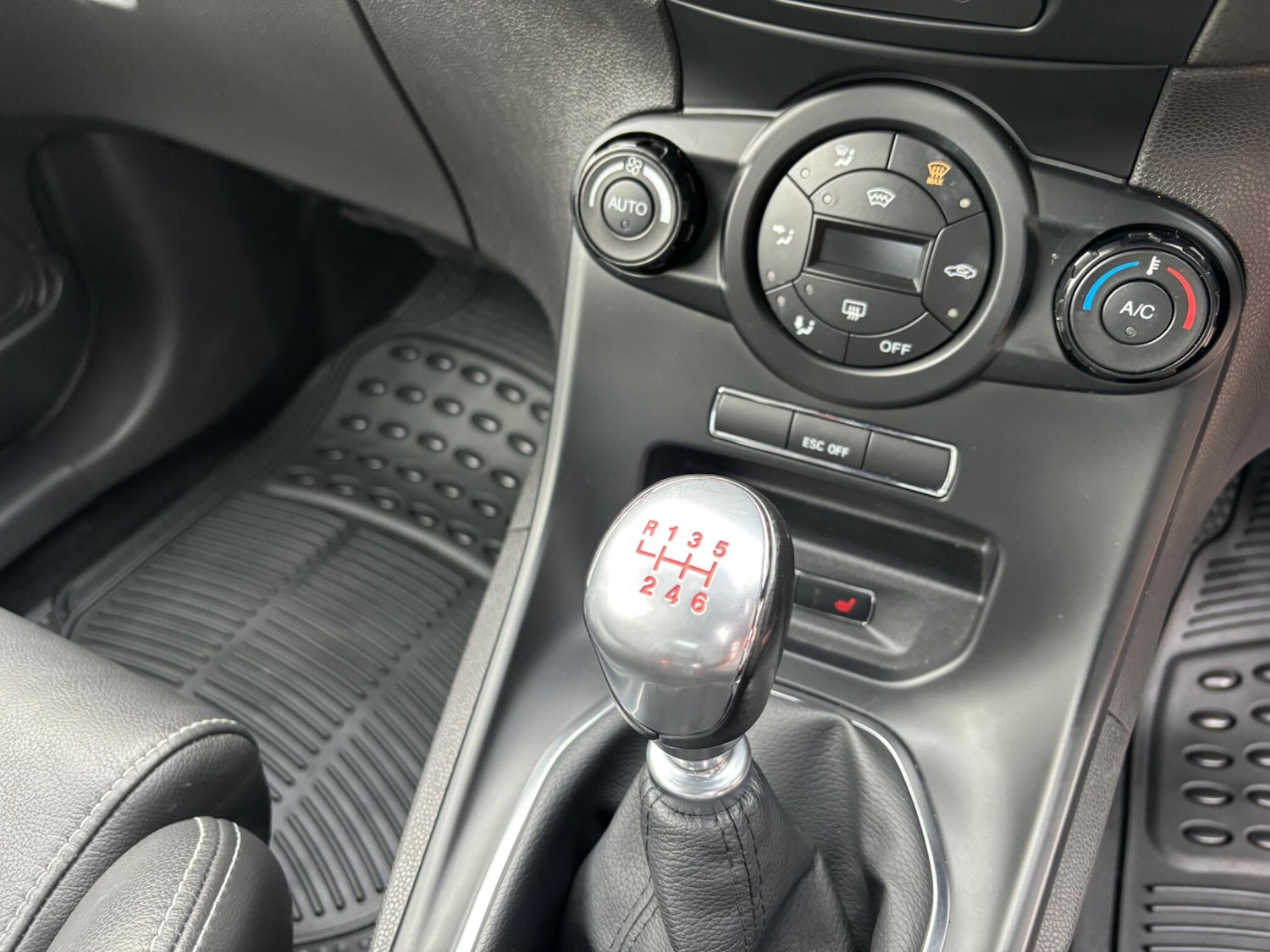 Used Ford Fiesta for sale - 76996109: Photo 41