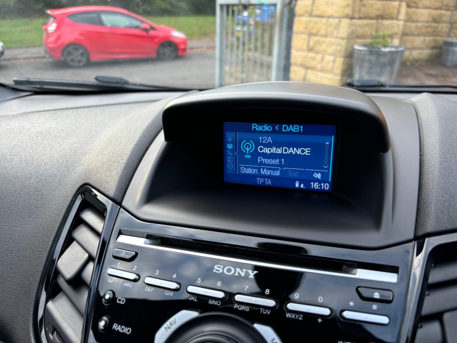 Used Ford Fiesta for sale - 76996109: Photo 50