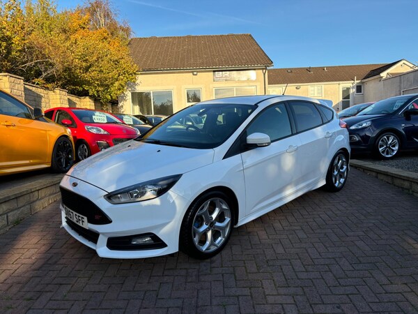 Used Ford Focus 2017 for sale - 75681970: Photo 1