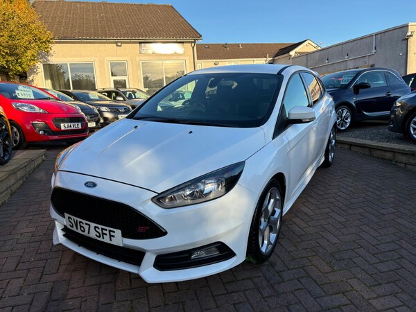 Used Ford Focus 2017 for sale - 75681970: Photo 4