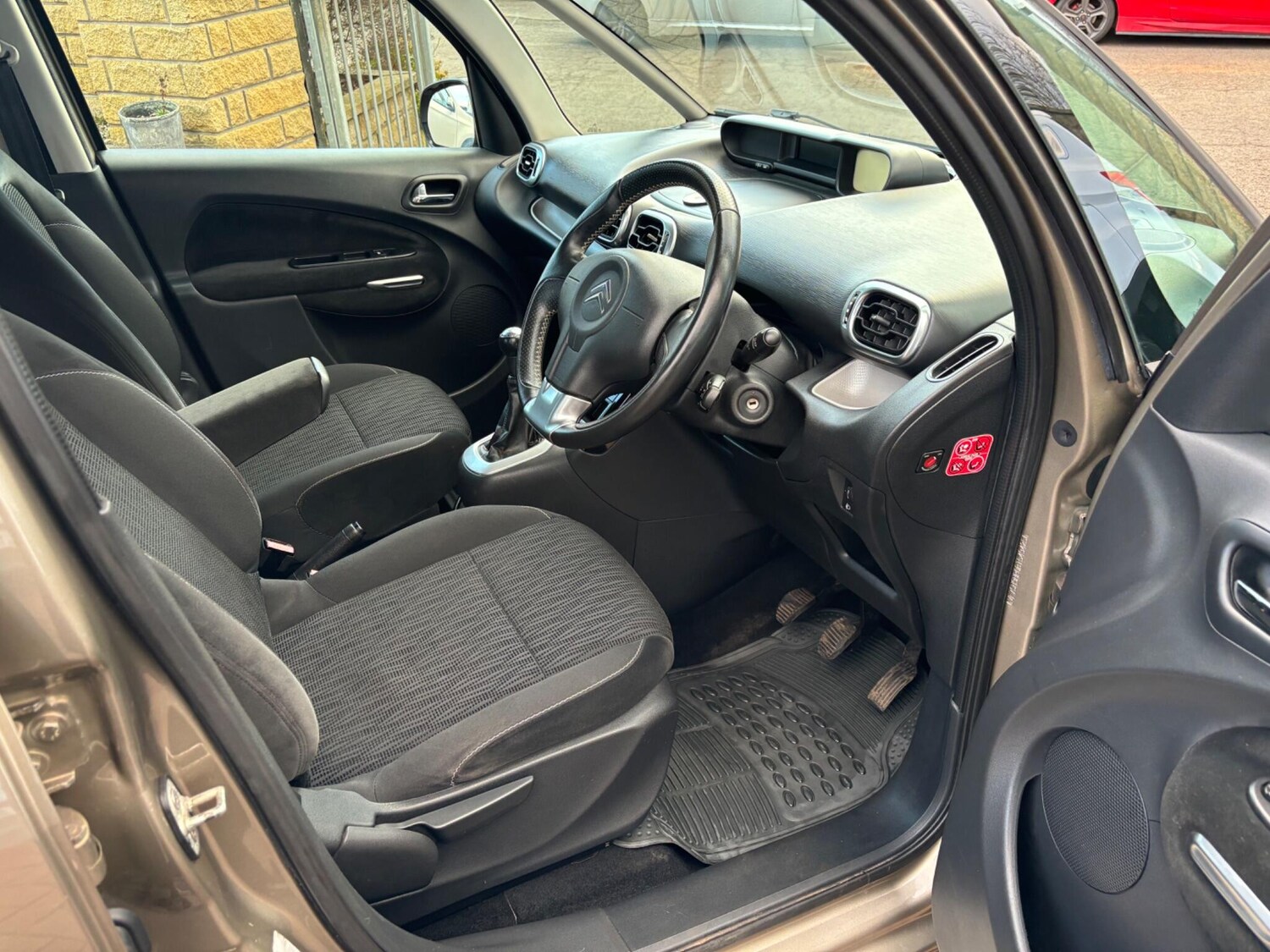 Used Citroen C3 Picasso for sale - 77737057: Photo 21