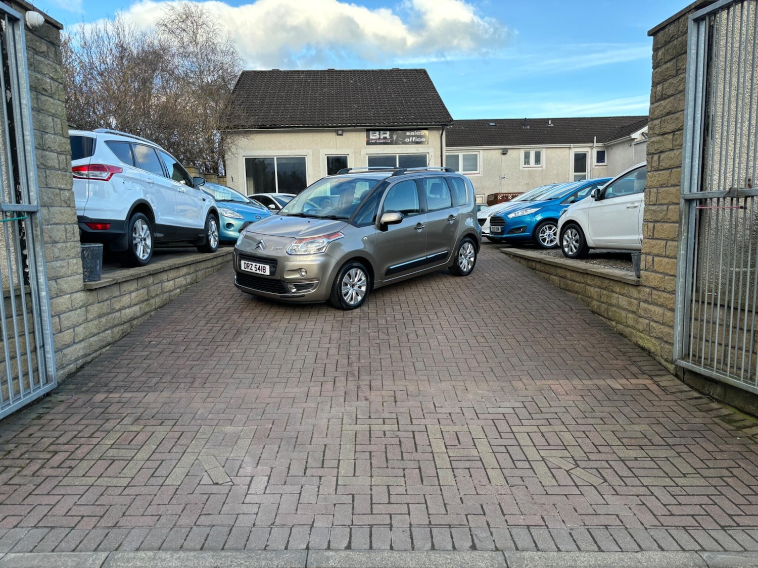 Used Citroen C3 Picasso for sale - 77737057: Photo 3